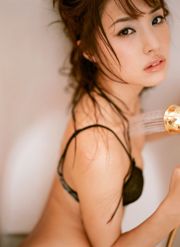 Fukushita Emi Megumi Fukushita "In Deep" [Image.tv]