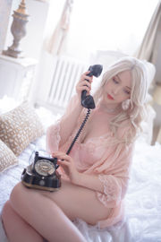 [COS Welfare] Bellezza straniera SayaTheFox - Abito rosa