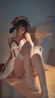 [网 红 Coser] Monthly op "Little Red Riding Hood"